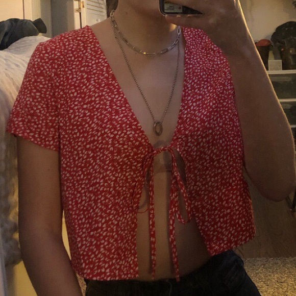 Shein Tie Top - Picture 1 of 3